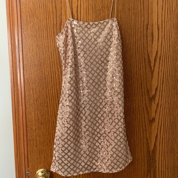 Pretty little thing sequin dress - Picture 6 of 6